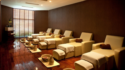 Lotus Spa Crowne Plaza West Hà Nội