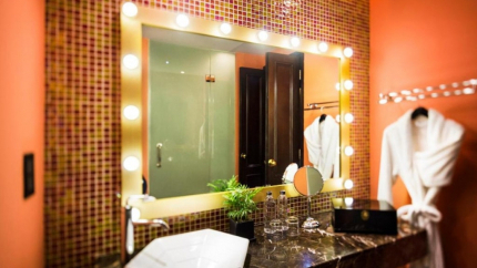 Phòng Tắm L'Opera Deluxe