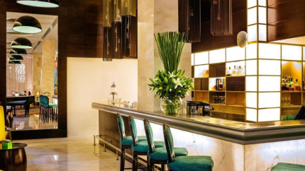 Quầy Bar La Fée Verte Khách sạn De L’Opera Hà Nội – Mgallery