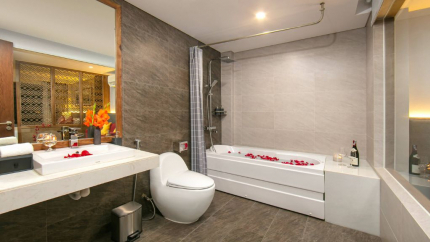 Phòng tắm thiết kế tinh tế , trang nhã