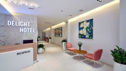 Quầy lễ tân khách sạn