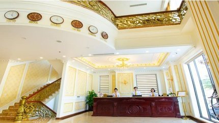 Quầy lễ tân khách sạn