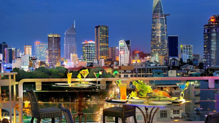 Khuôn Viên Khách sạn Elios Sài Gòn