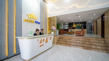 Khu vực sảnh lễ tân hỗ trợ 24 giờ