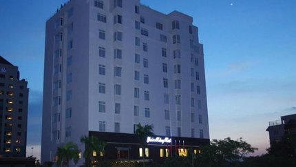 Toàn cảnh Golden HaLong Hotel