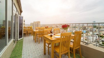 View nhà hàng ngoài trời