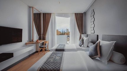 Premium Deluxe City View