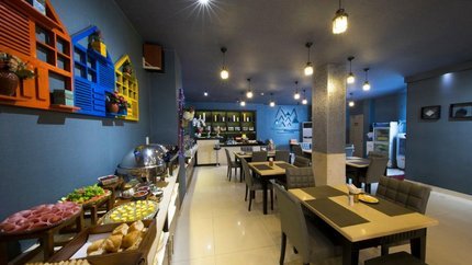 Quầy buffet sáng tự chọn