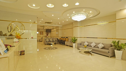Khu Vực Lễ Tân Khách Sạn Hà Hiển Signature