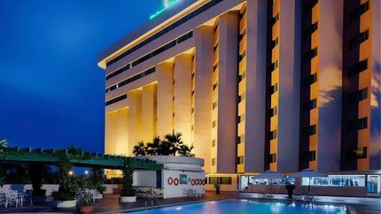 Khách sạn Hạ Long Plaza