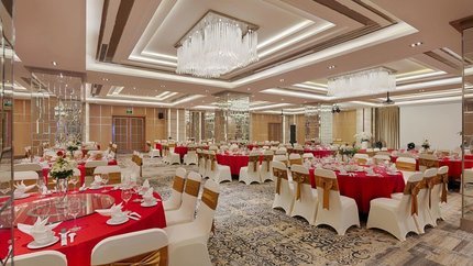 Nhà Hàng Khách sạn Hạ Long Plaza.