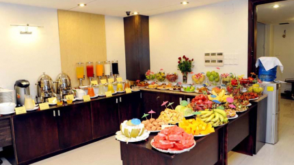 Buffet Hà Nội Golden Hotel Nha Trang