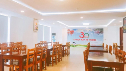 Không gian nhà hàng Hải Đăng Cửa Lò