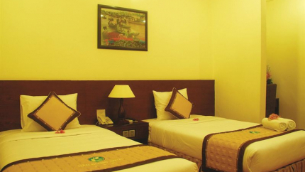 Phòng Standard Khách sạn Hậu Giang Cần Thơ