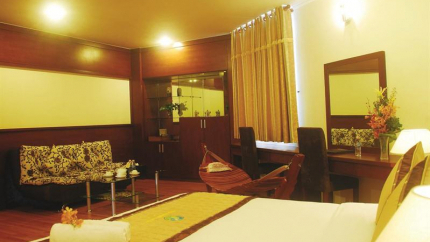 Family Deluxe Khách sạn Hậu Giang Cần Thơ