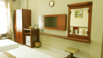 Phòng Deluxe Double Khách sạn Holiday Cần Thơ