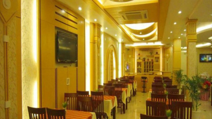 Nhà hàng Khách sạn Holiday Cần Thơ