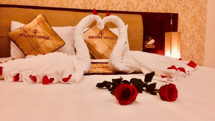 Suite Room Khách sạn Holiday Cần Thơ