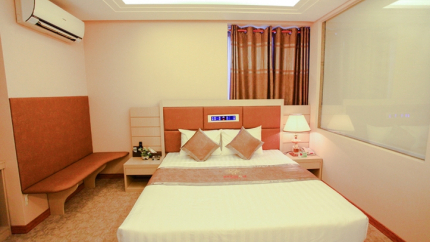 Deluxe Twin Khách sạn Holiday One Cần Thơ