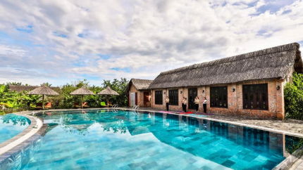 Bể bơi Khách sạn Huế Ecologe