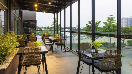 Cảnh Quan Khách Sạn Ibis Sài Gòn South