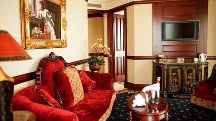 Sofa sang trọng, êm ái tại phòng
