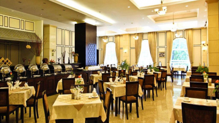 Nhà Hàng Khách sạn La Sapinette Đà Lạt