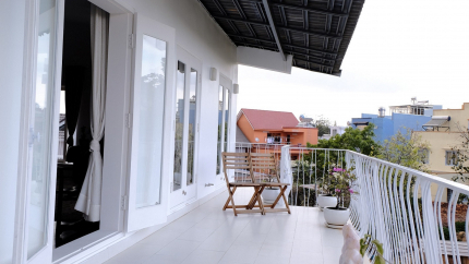 Bancony - Lu Tan Inn