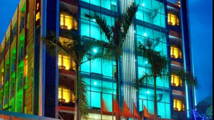 Toàn Cảnh Khách Sạn Luxury Nha Trang