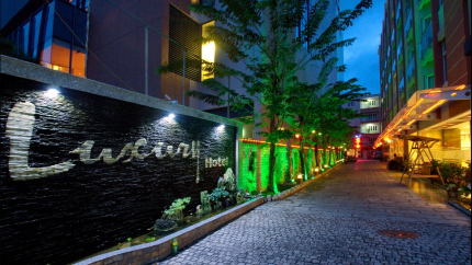 Sảnh Khách Sạn Luxury Nha Trang