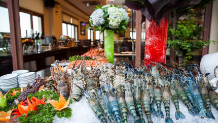 Sky Bar (Buffet Dinner) khách sạn Majestic Sài Gòn