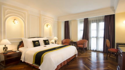 Colonial River Deluxe khách sạn Majestic Sài Gòn