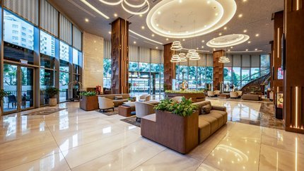Kiến trúc sảnh lễ tân sang trọng, hiện đại