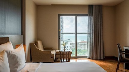 Phòng có tầm nhìn hướng thành phố