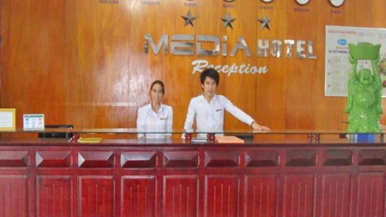 Khách sạn Media