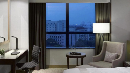 Phòng Premium Khách Sạn Melia Hà Nội