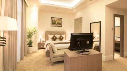 Phòng Executive Khách sạn 4* Merperle Crystal Palace