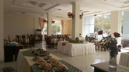 Không gian buffet tại khách sạn Minh Đạm
