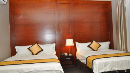  Deluxe Room	