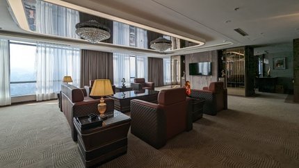 Cửa sổ phòng cỡ lớn