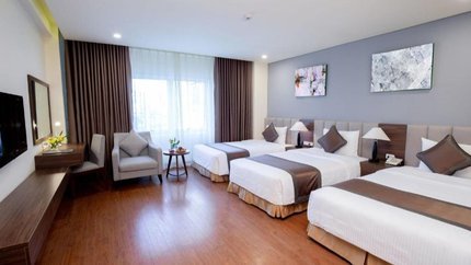 Không gian trong phòng Deluxe Triple