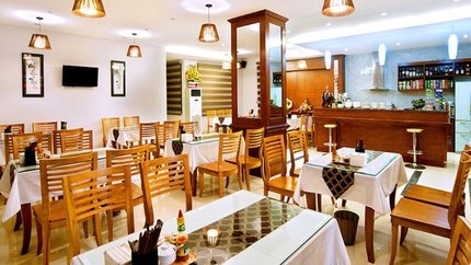 Nhà hàng với đa dạng các món ăn