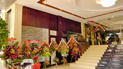 Khách sạn Nam Hùng