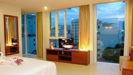 Khách sạn Nam Hùng