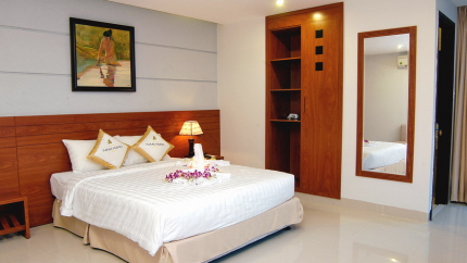 Khách sạn Nam Hùng