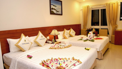 Khách sạn Nam Hùng