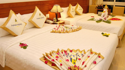 Khách sạn Nam Hùng