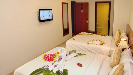 Khách sạn Nam Hùng