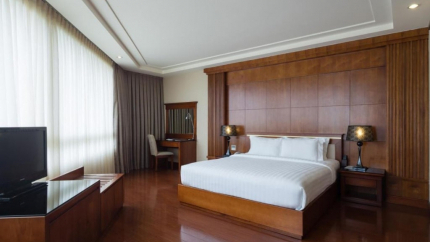 Phòng Junior Suite Nhật Hạ L'Opera Hotel Sài Gòn