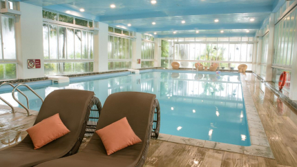 Bể bơi Khách sạn Ninh Bình Legend